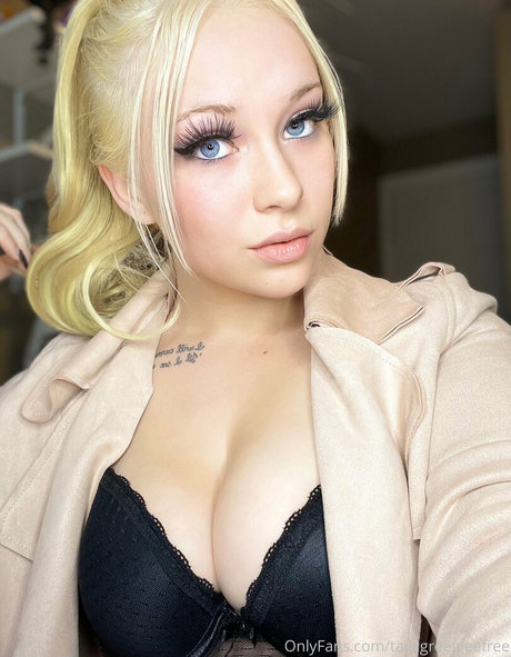 tayagreenleefree onlyfans nudes