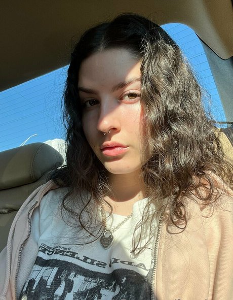 Frenchava onlyfans nudes