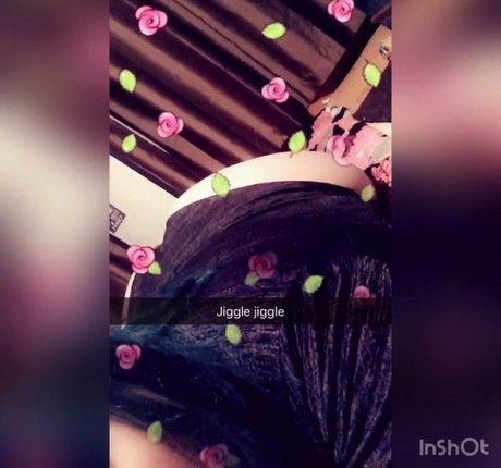 RainIsWet onlyfans strip tease