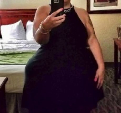 RainIsWet onlyfans model