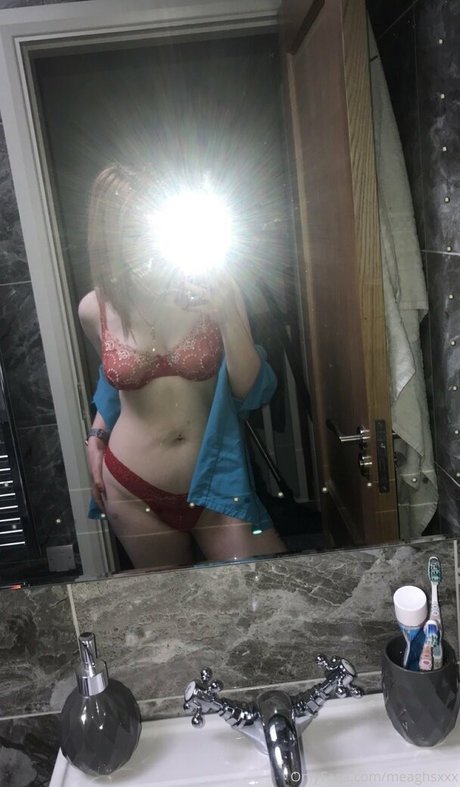 meaghsxxx onlyfans topless