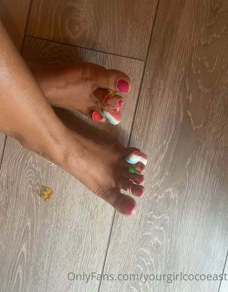 yourgirlcocoeast onlyfans porn leaks