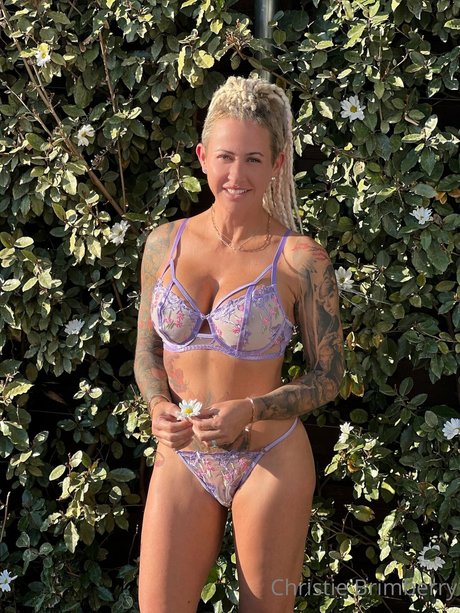 hairy legs onlyfans erotic gallery