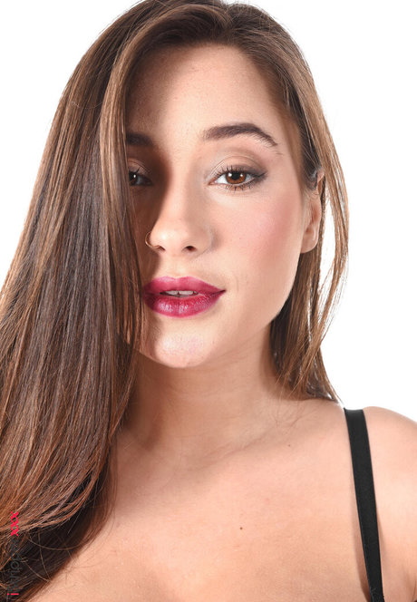 Liya Silver model top galleries