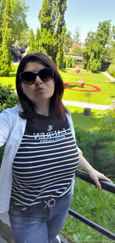 Busty Ema star naked picture