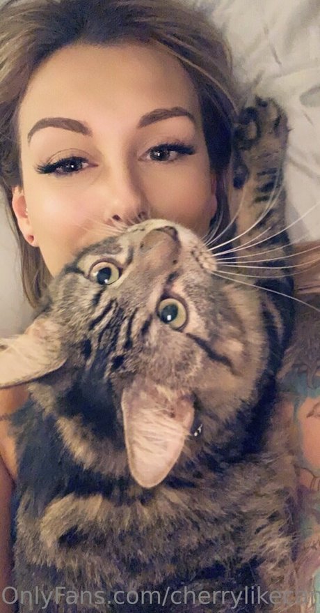 boots onlyfans pretty pic