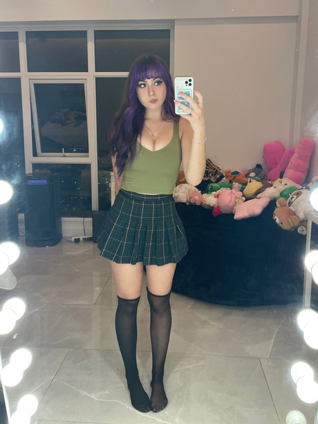 Rowsvee pretty pornstar image