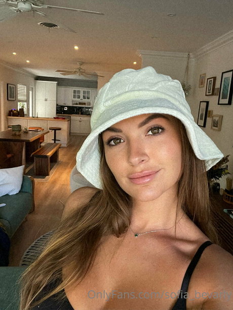 asian slut onlyfans porn image