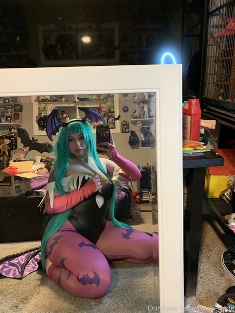 Invader jade free star photos