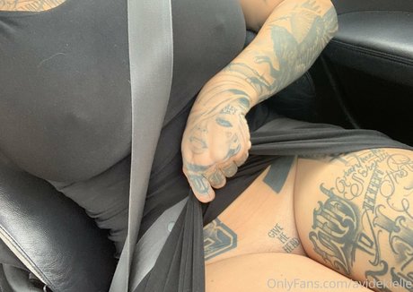 Avidekielle adult model picture