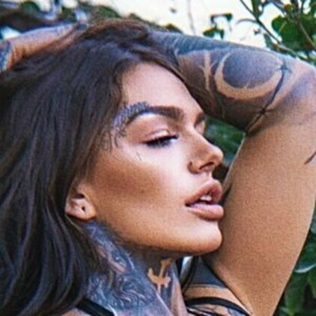 Avidekielle star erotic pics