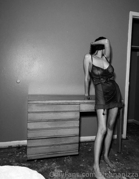 moanapizza model hd pics