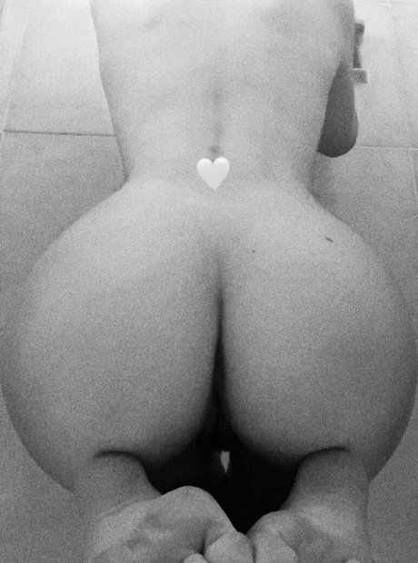 Peusche top actress pictures