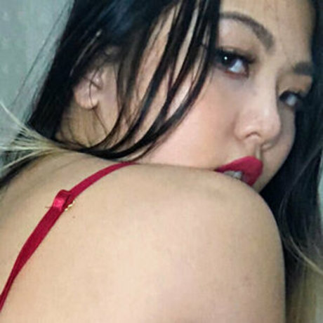 Shallynebbgrl pretty pornstar archive