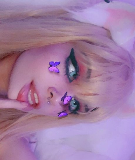 BatxBabi model hot photo