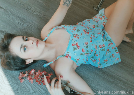 lilukilla model exclusive image