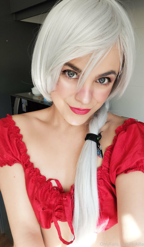 lilukilla model pretty pictures