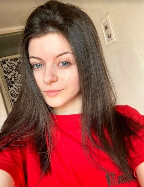 Ivy Sugar actress picture