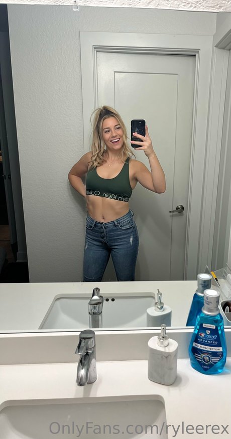 asian hairy onlyfans pornographic gallery