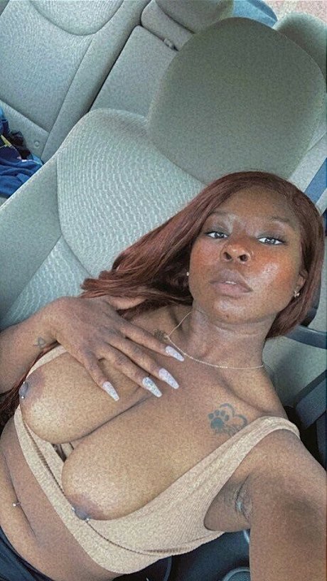 thick trixxx star hot img