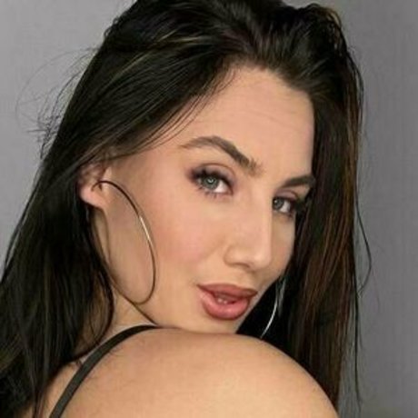 rubyshyne model porn pictures