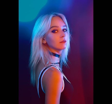 WhiteFox pornstar perfect image