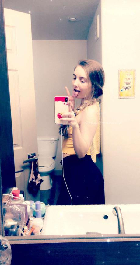 prone onlyfans naked pics