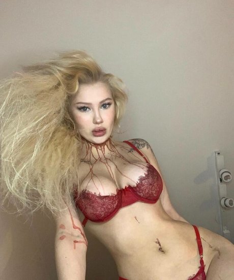 sofimoonlight model sexy img