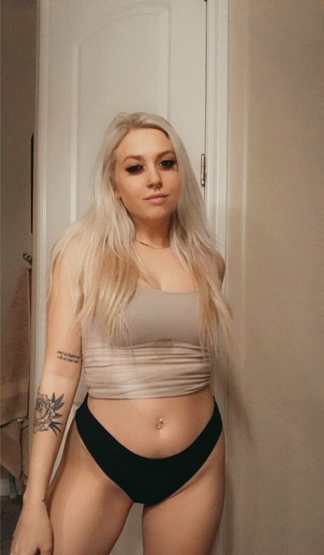 Innocent princess star porn gallery