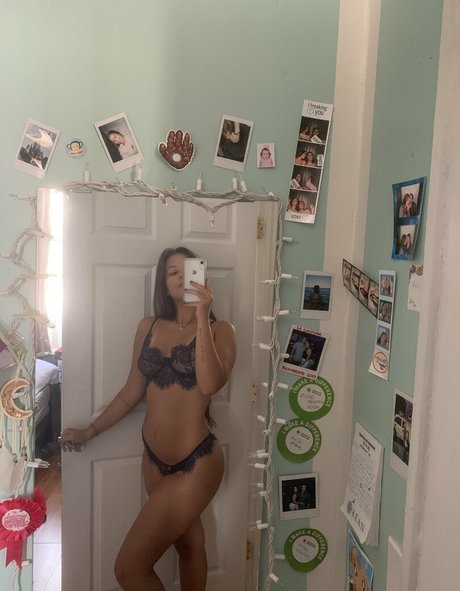 Maibela star exclusive galleries