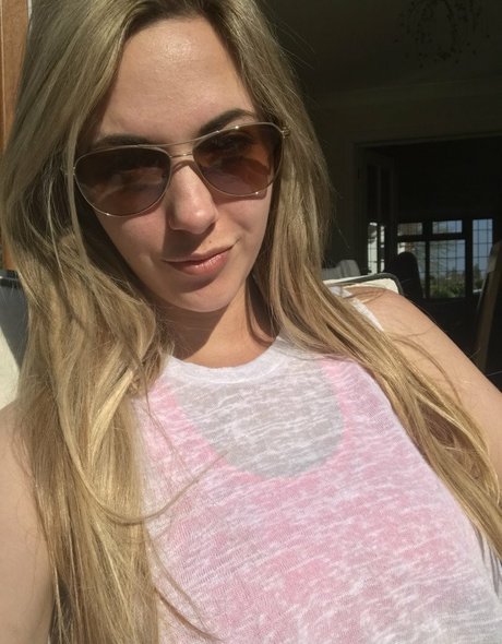 Sophia Knight high quality star photo