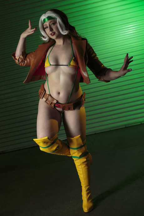 Feisty Vee star best galleries