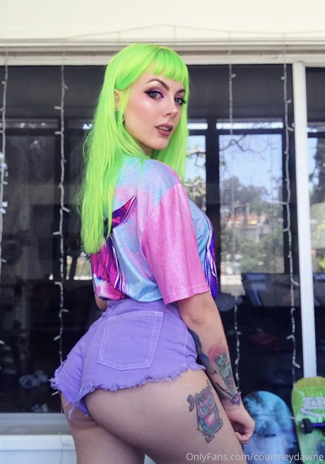 Courtney Dawne star naked picture