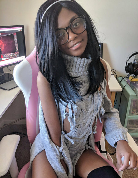 Chibella Chan star high quality pic