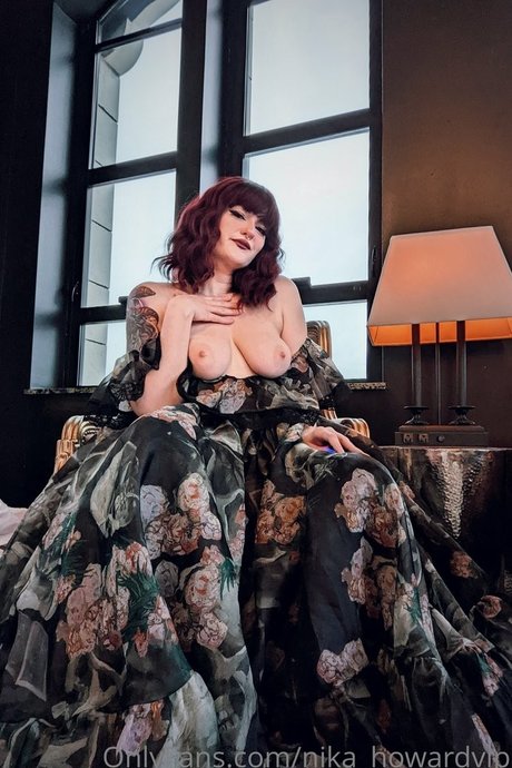 Nika Howard perfect star photo