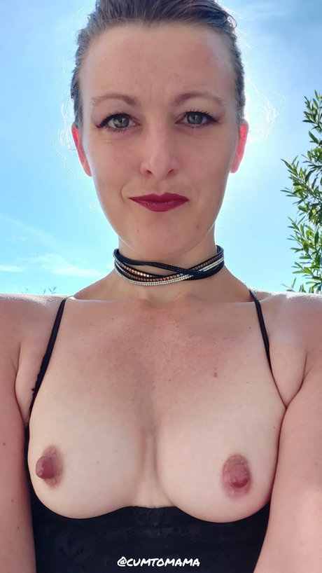 cumtomama model pretty picture