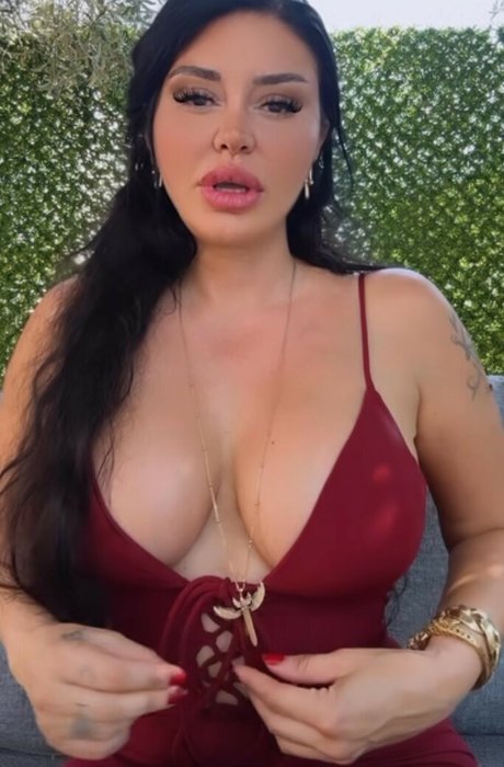 Ebru Polat hd star galleries