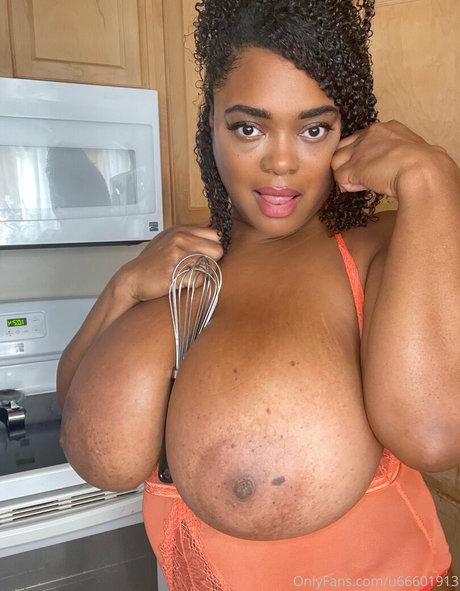 Nikky Dunes xxx star galleries