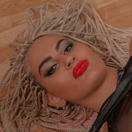 Tinche Bre pornstar pretty galleries