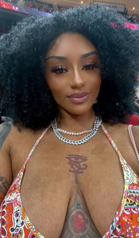 nigerianamazon pornstar nice pic