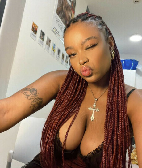 down onlyfans pretty image