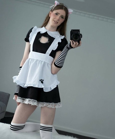 lilhyper porn model pic