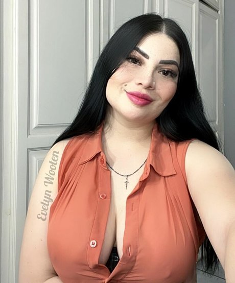 Wootenevelyn porn model img