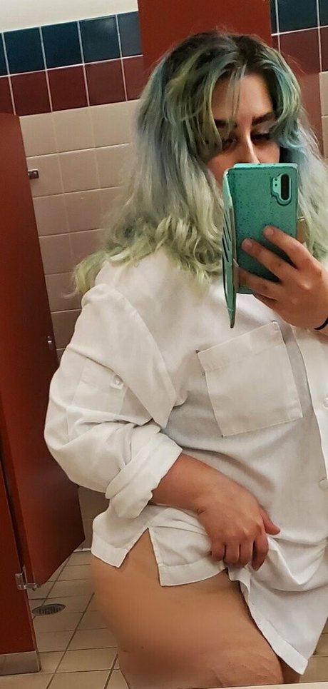 avalei free art model archive