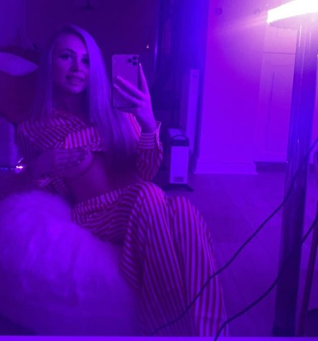 black naked onlyfans hot nude picture