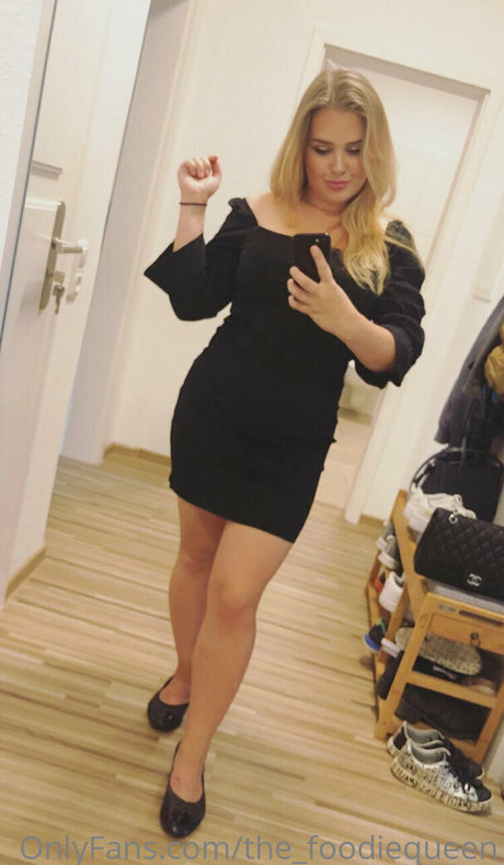 the foodiequeen model high quality photos