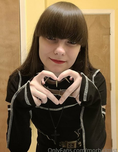 morbidmist pretty actress image