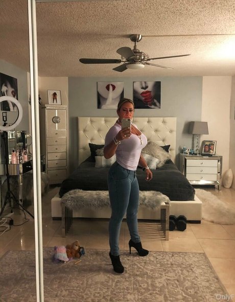 hottotrottots pornstar sex pics