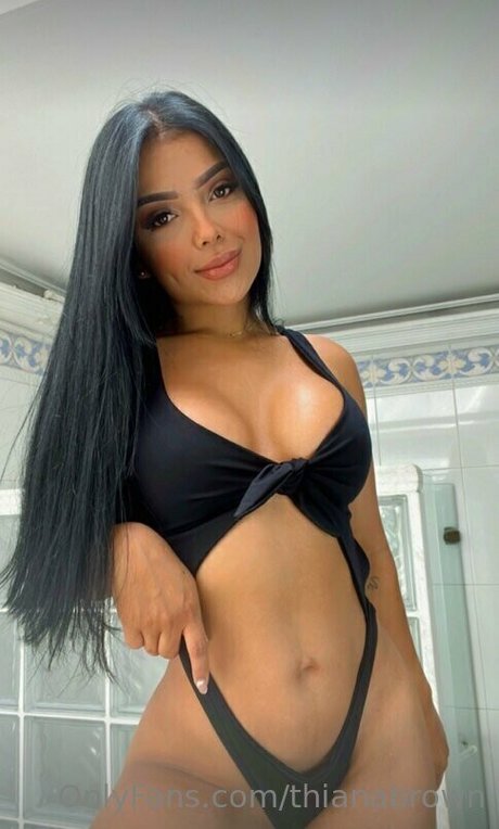 thianabrown pornstar erotic picture