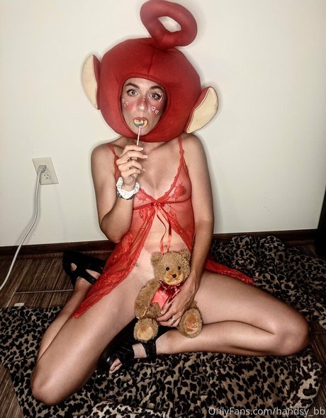 popular onlyfans beautiful naked image